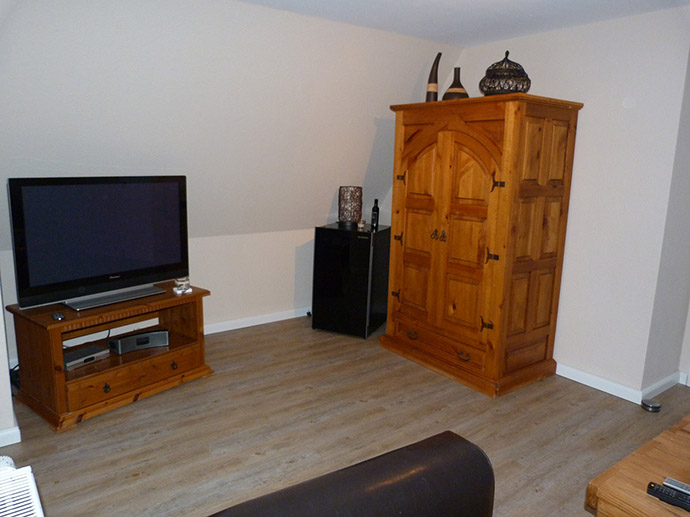 Obergeschoss Wohnzimmer TV Schrank