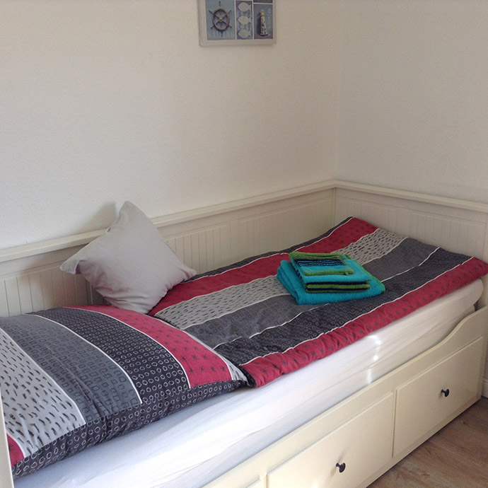 Untergeschoss Schlafzimmer 2 Ausziehbares Tagesbett